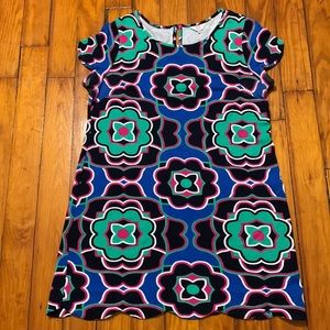 Crown and Ivy Bold Print T-shirt Dress with Scalloped Hem